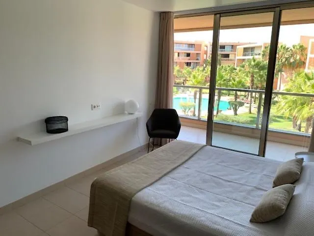 Apartamento Ambassador Salgados *