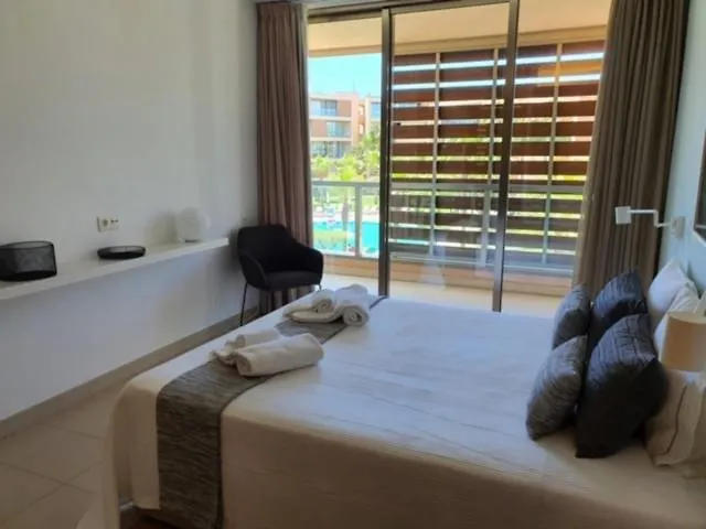 Ambassador Salgados 아파트 *