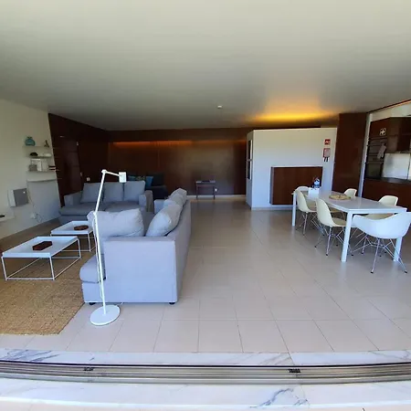 Ambassador Salgados Διαμέρισμα